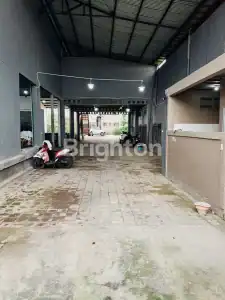 Spacious warehouse with truck access and operational readiness in Tabanan.